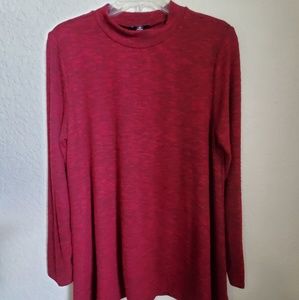 NWOT CHA CHA VENTE LIGHT AND SOFT SWEATER SIZE M